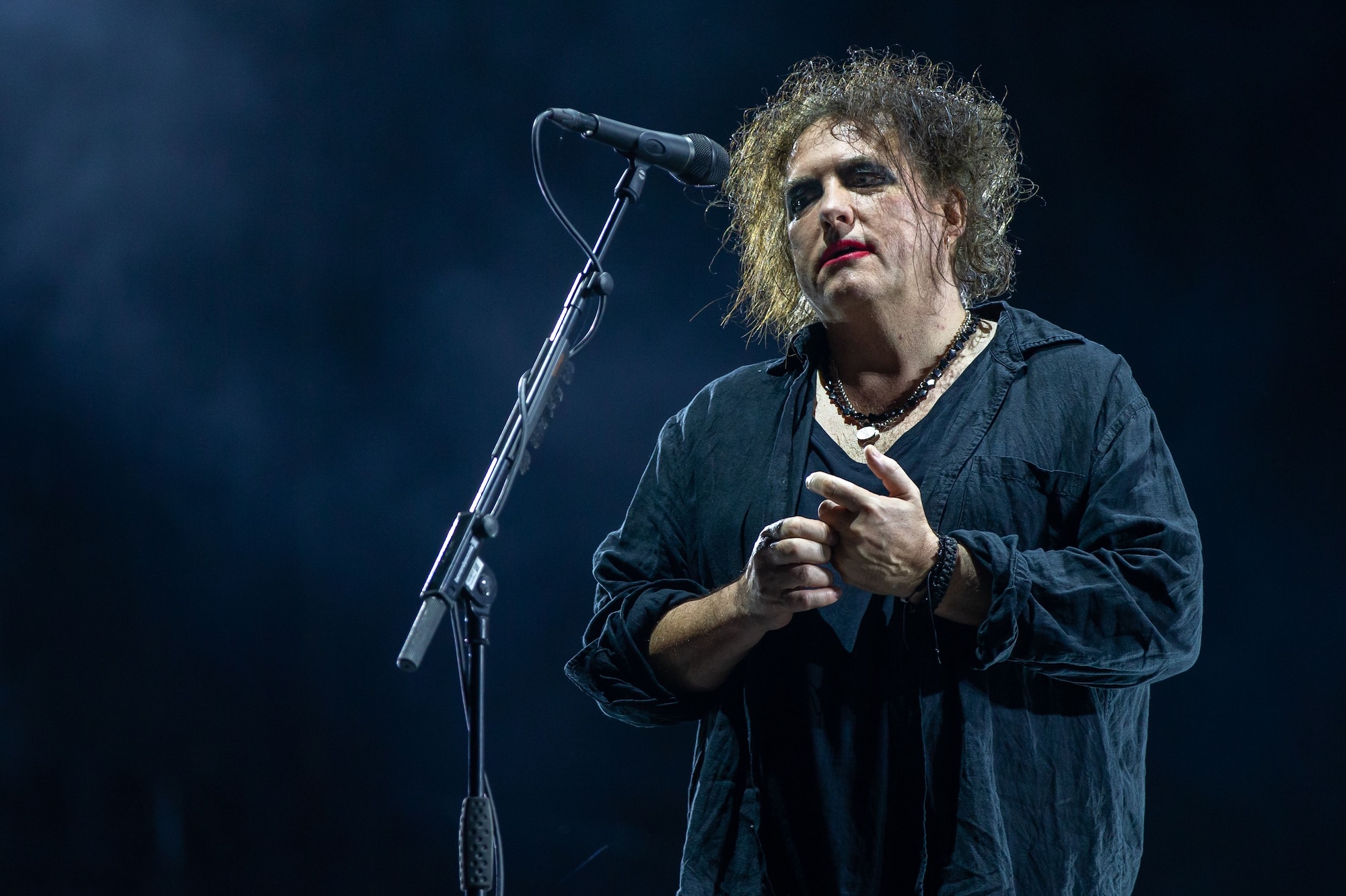 GettyImages-1175559652 robert smith blasts world cup halftime show