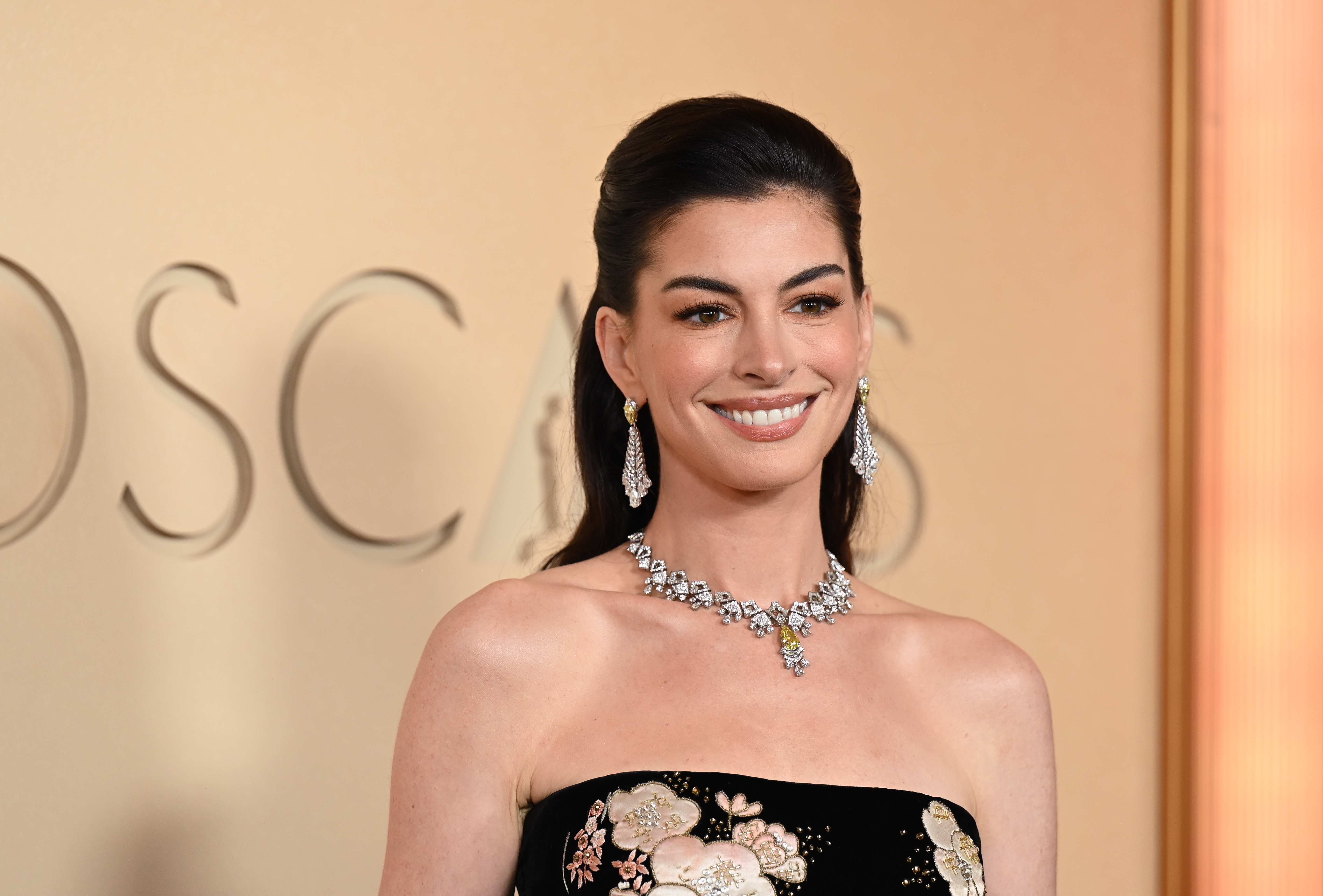 Anne Hathaway at the 98th Annual Oscars held at Dolby Theatre on March 15, 2026 in Hollywood, California.