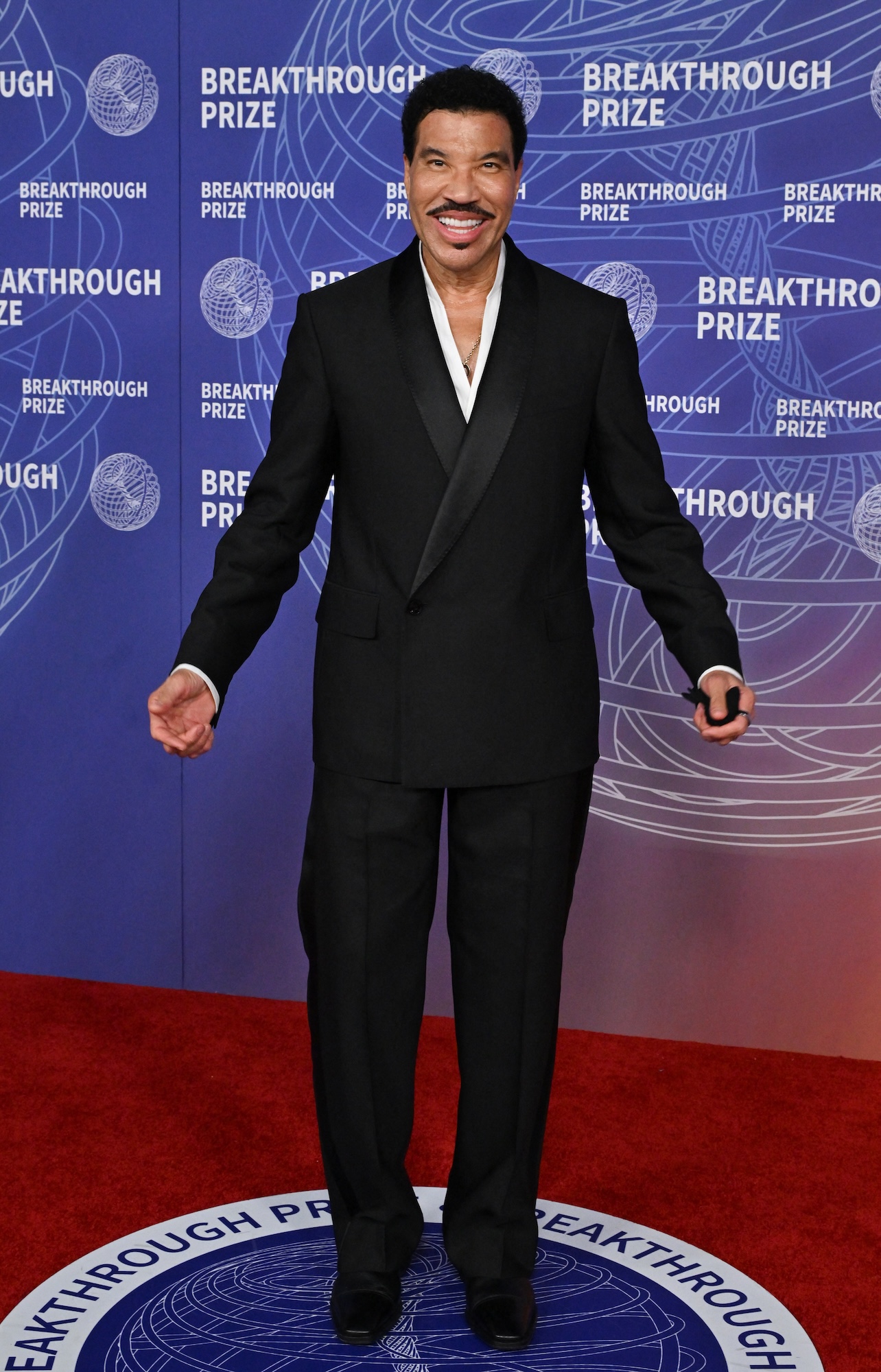 Lionel Richie's Recent Health Scare Explained: Updates, Show Cancellations and More