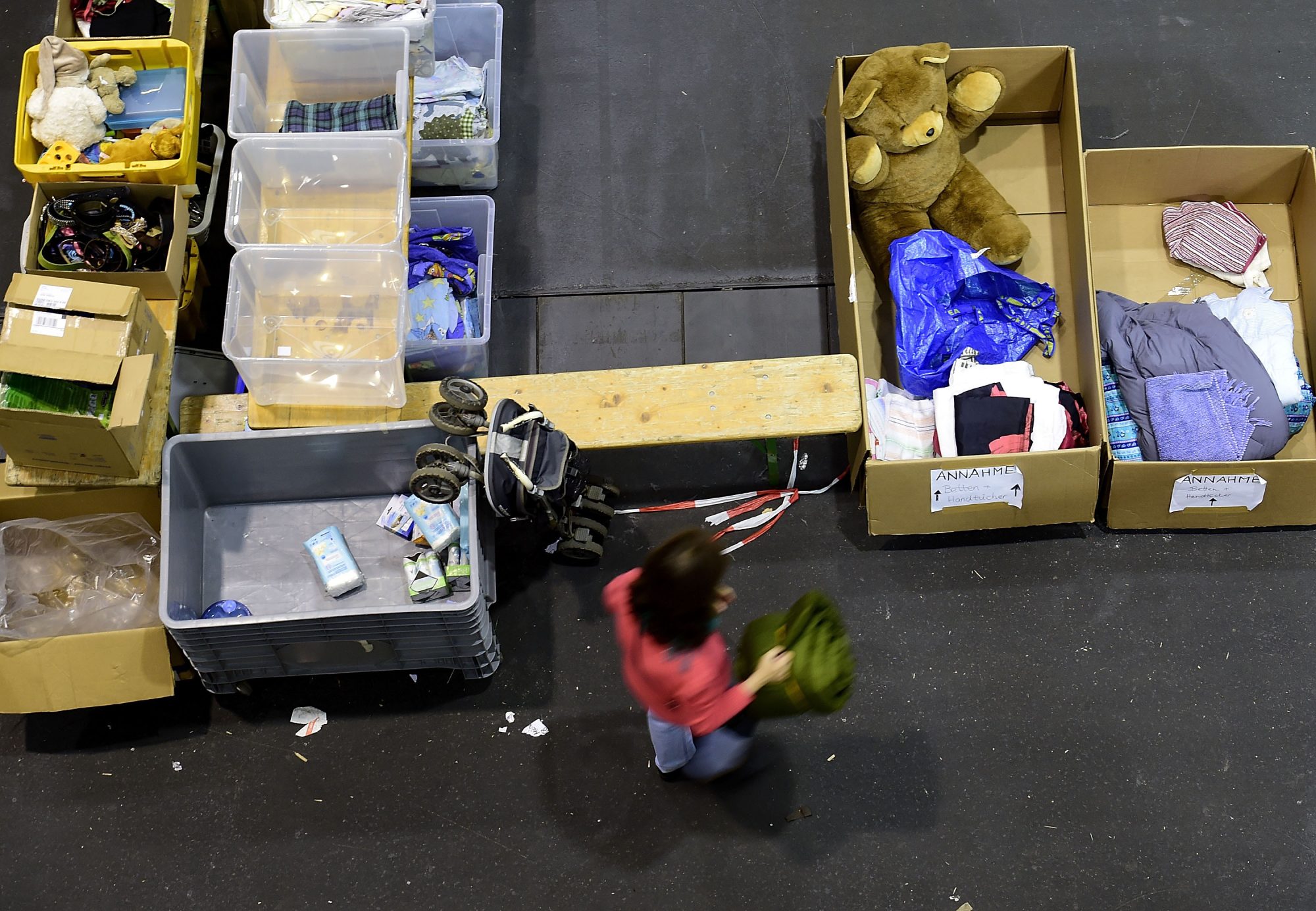 GettyImages-494800452 Donate Unwanted Furniture Best Places After Moving Together