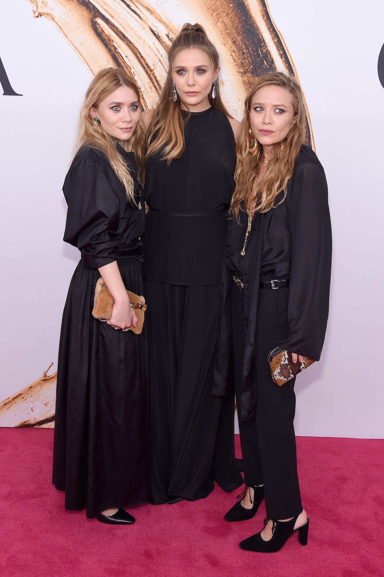 Mary-Kate and Ashley Olsen’s Family Guide: Meet the Twins’ Parents, Siblings and More