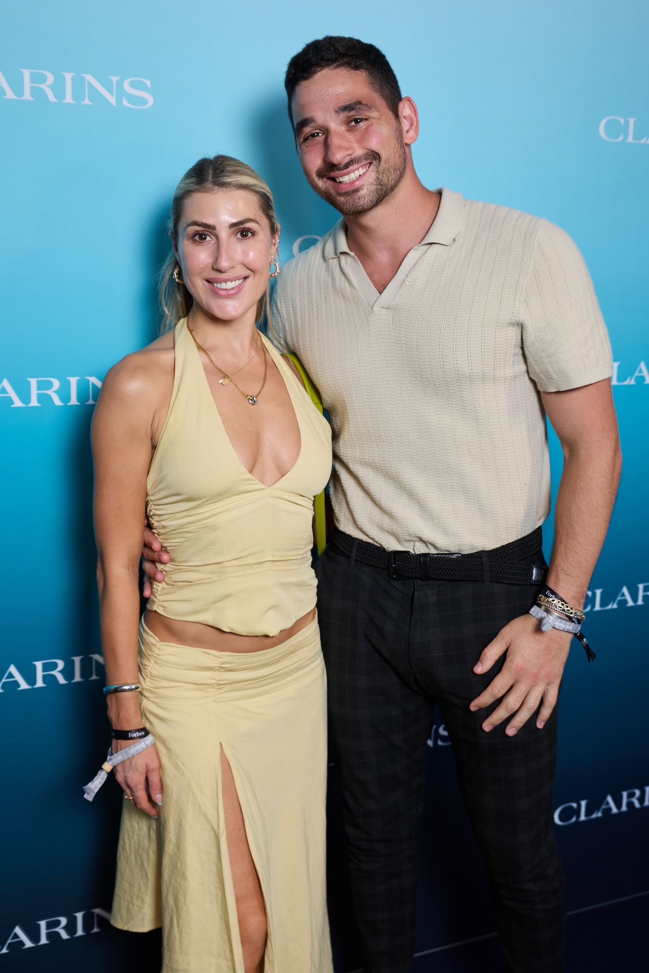 Pros Alan Bersten and Emma Slater Share Sweet Kiss on Stage at 'DWTS' Con