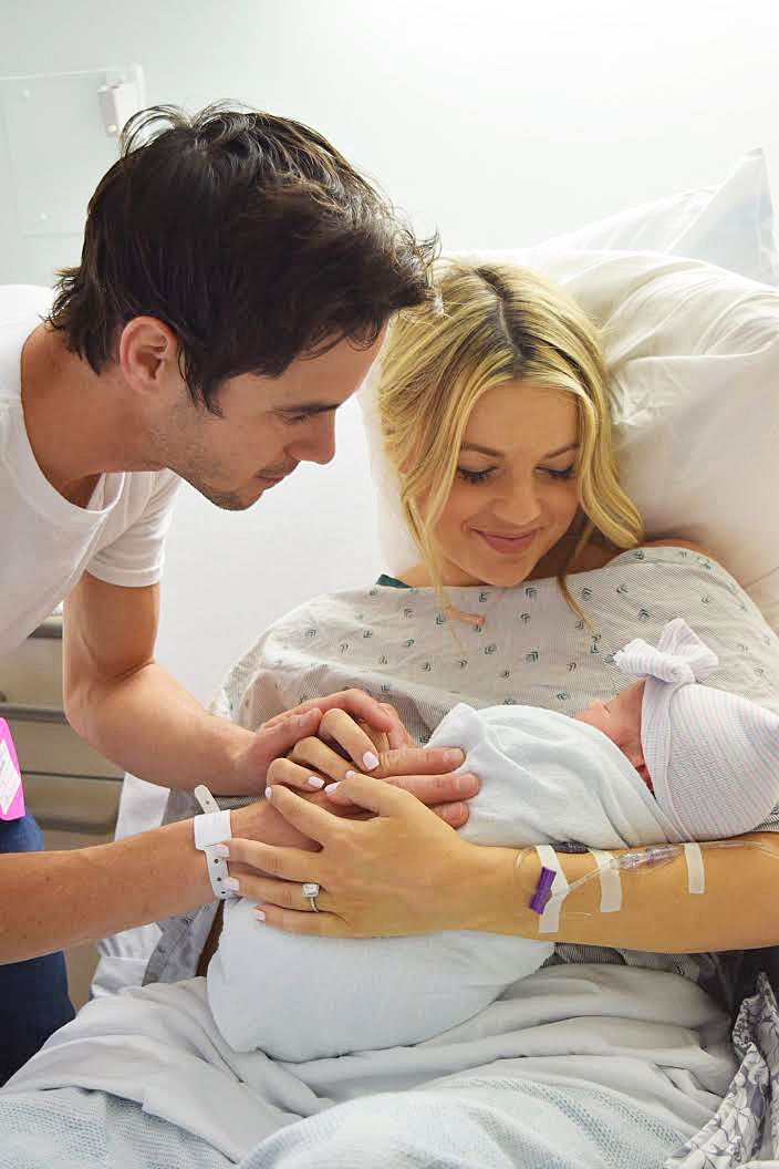 Ali Fedotowsky Kevin Manno baby