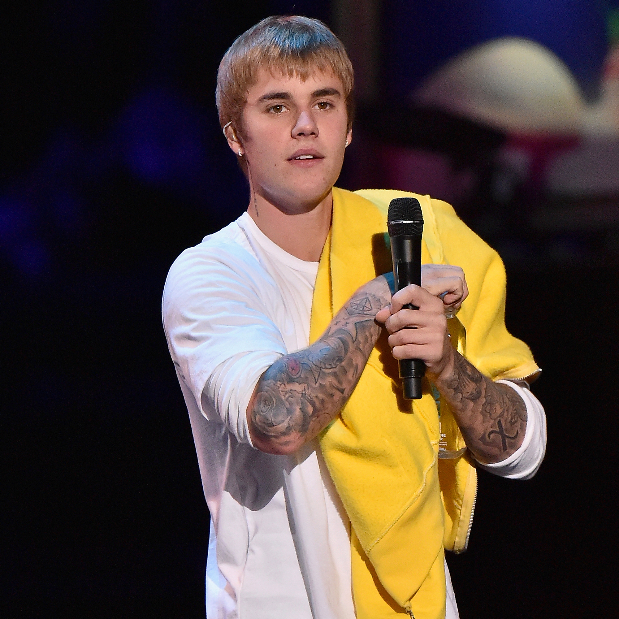 Bieber c997f0c2 6bf5 4a5b b5ea 1f7dfa6d137d