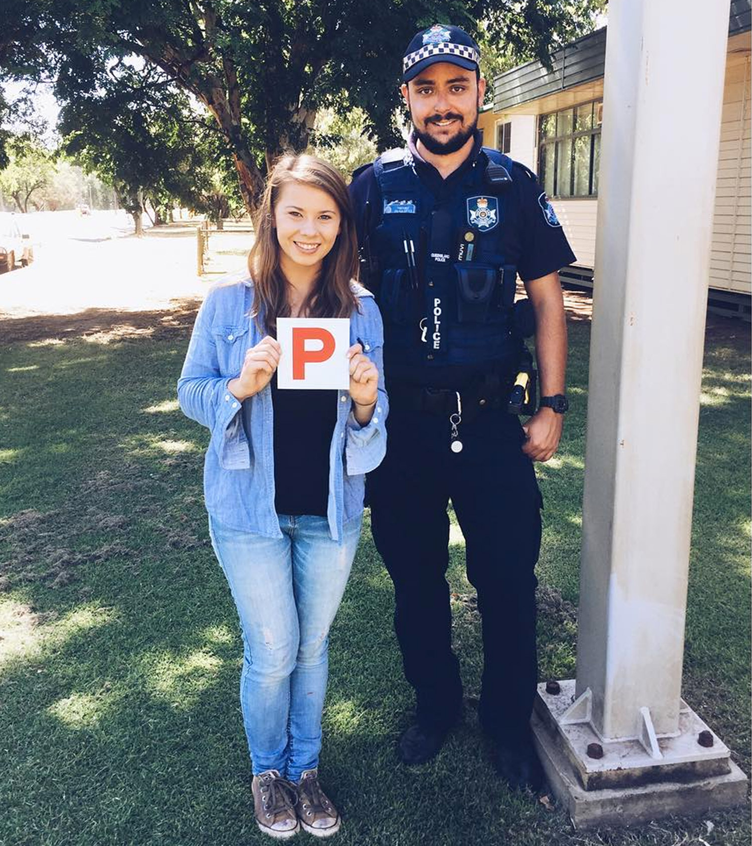 Bindi irwin afef31c2 e264 40c1 9c4f ae5f219a85d2