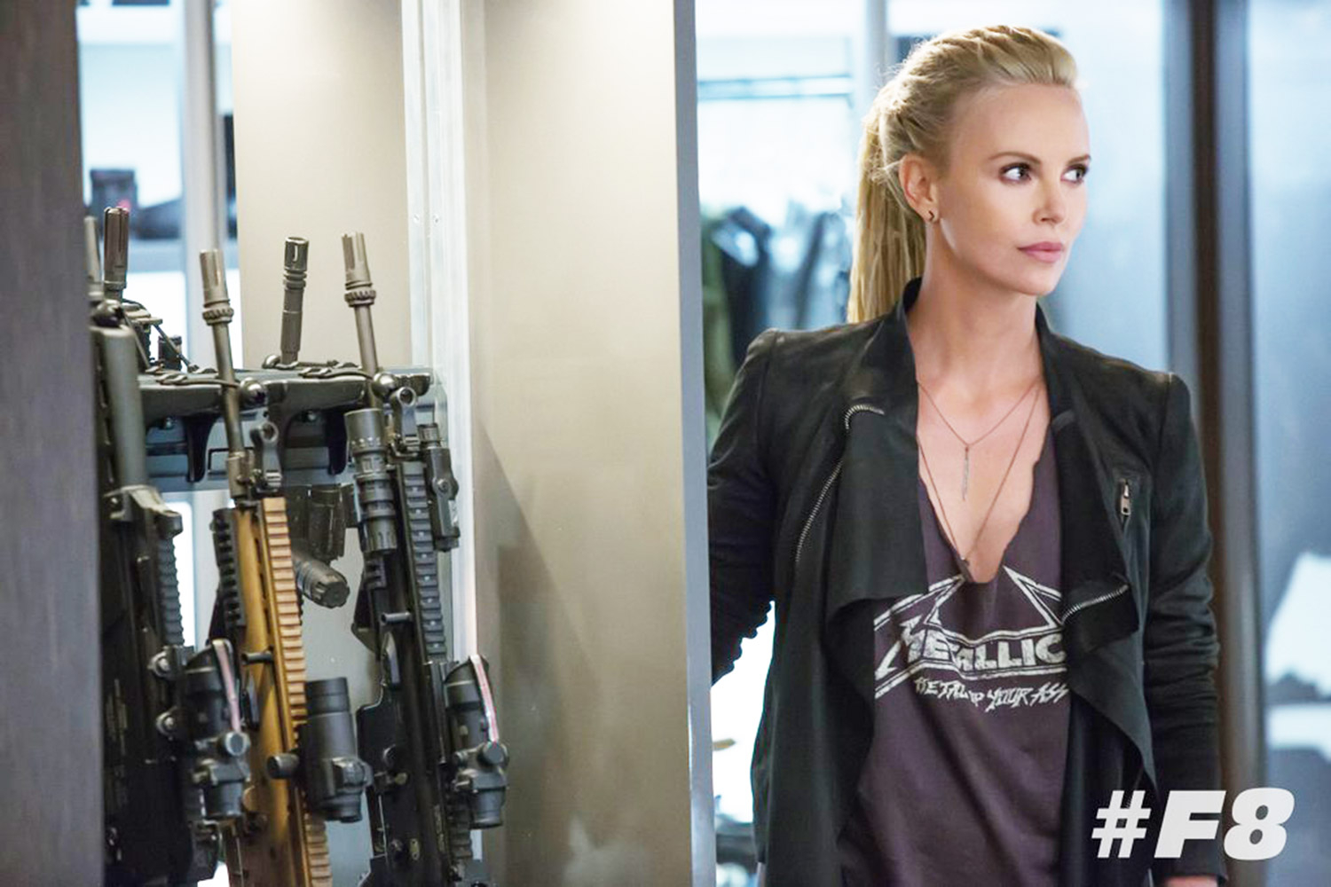 Charlize theron furious cf709dc4 8aa1 4cd5 b5af b76aa70de441