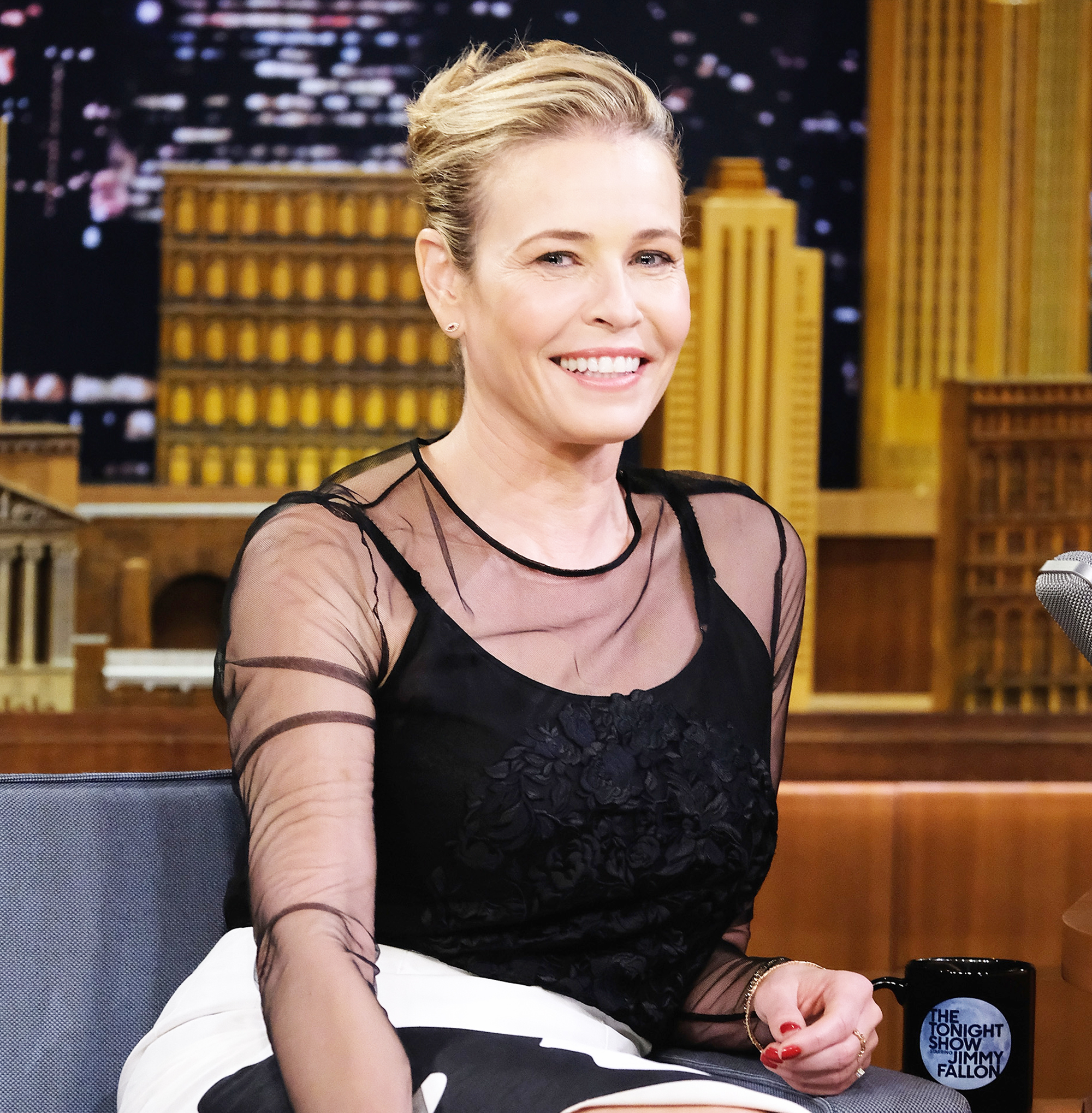 Chelsea handler 8ec3d0cc 40c9 4751 99db 5373110bfe79