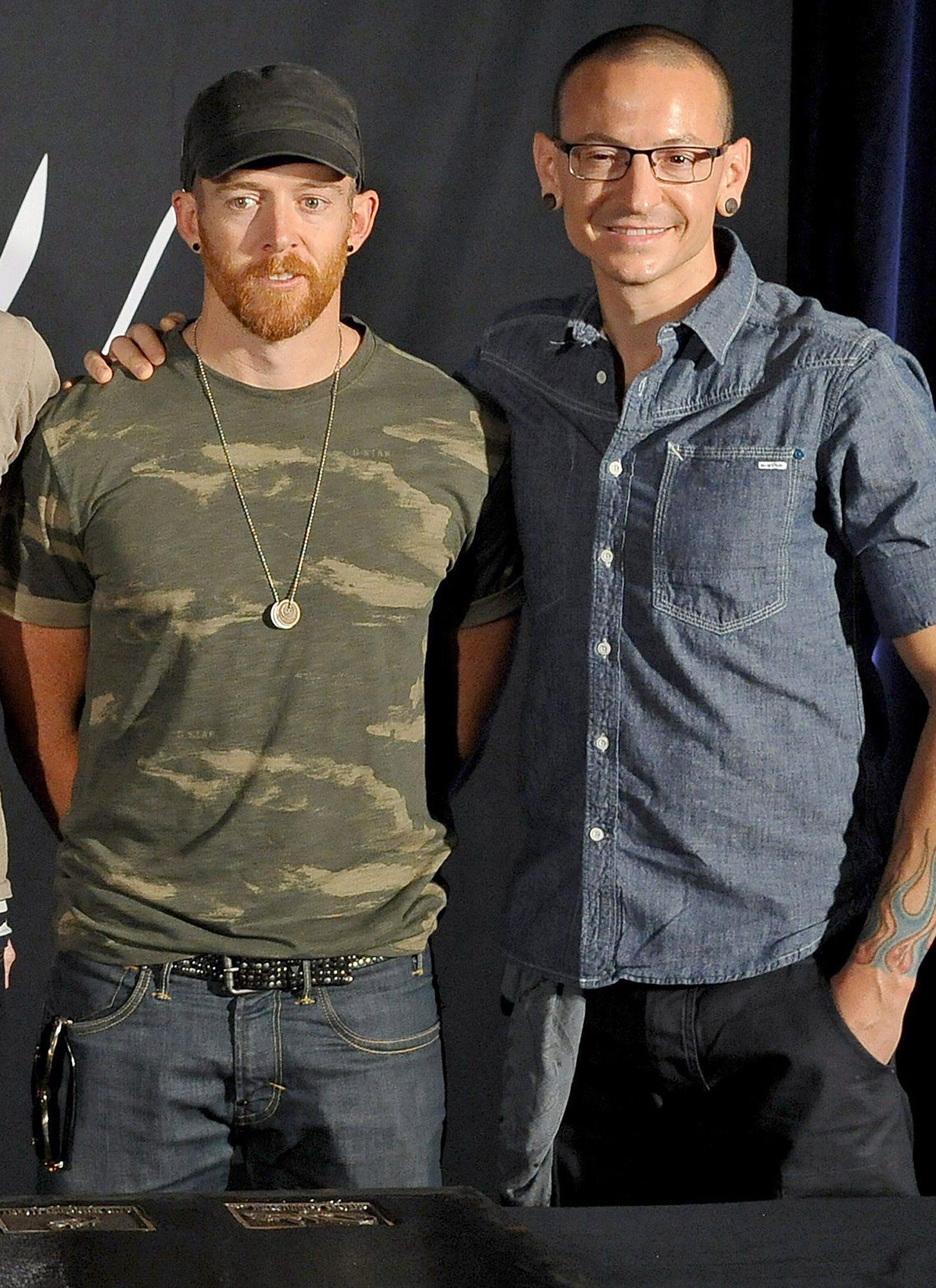 Dave 'Phoenix' Farrell and Chester Bennington