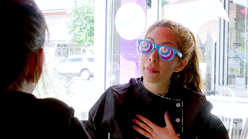 Farrah d82b9e6c fdaa 4699 9adc ee13eba37ae2