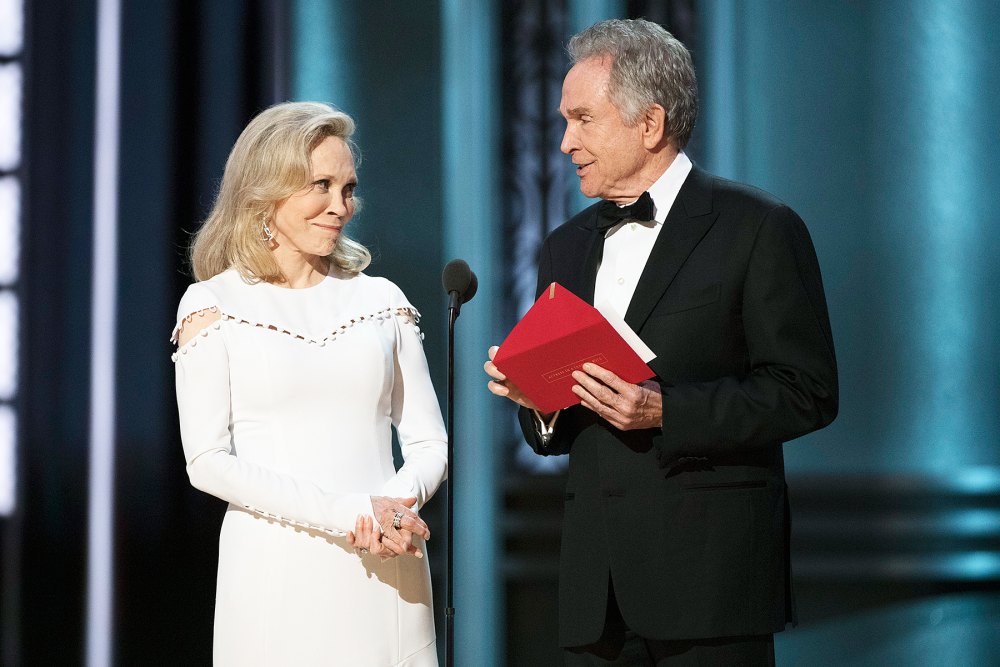 Faye Dunaway Warren Beatty Oscars 2017 Best Picture