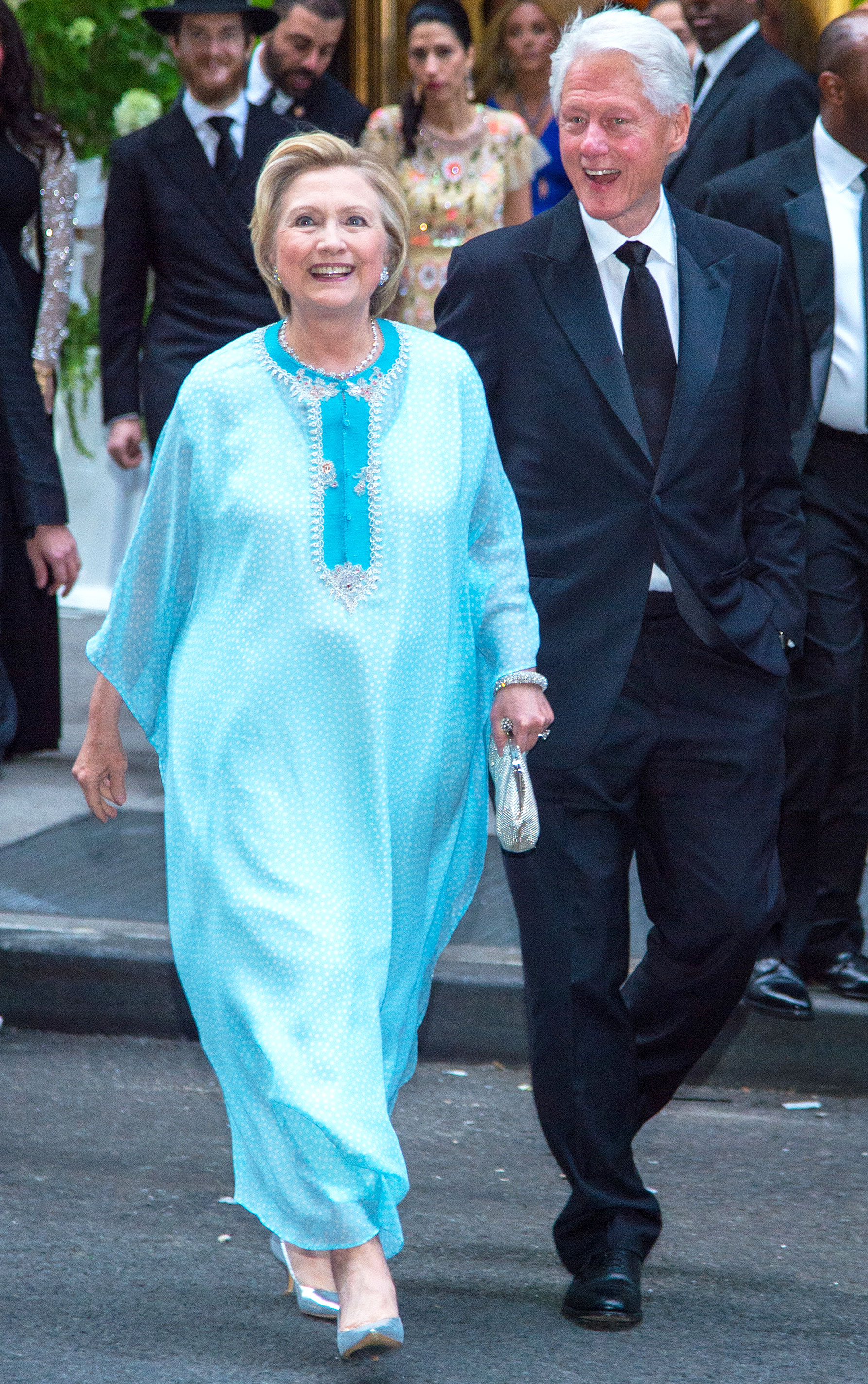 Hillary 7cb8d1e3 fbc9 4312 8d3f f47a86fb17ce