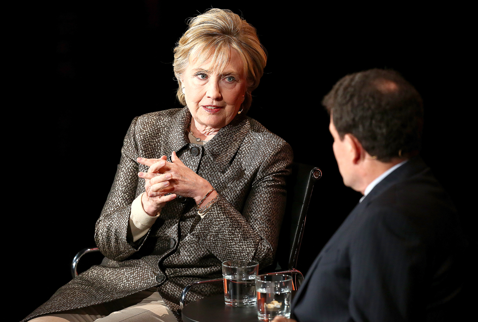 Hillary clinton 2 5a6556c2 3bff 4566 badf 930e7a89e1fa