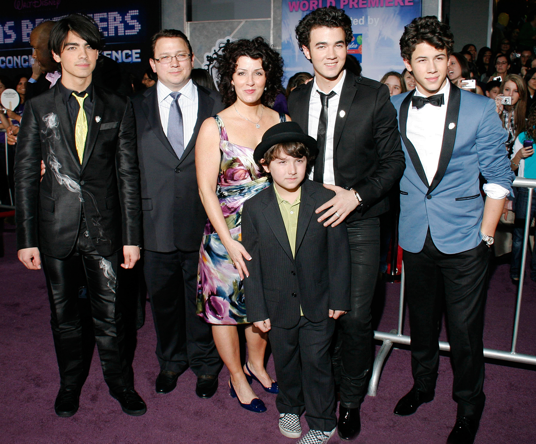 Jonas Family