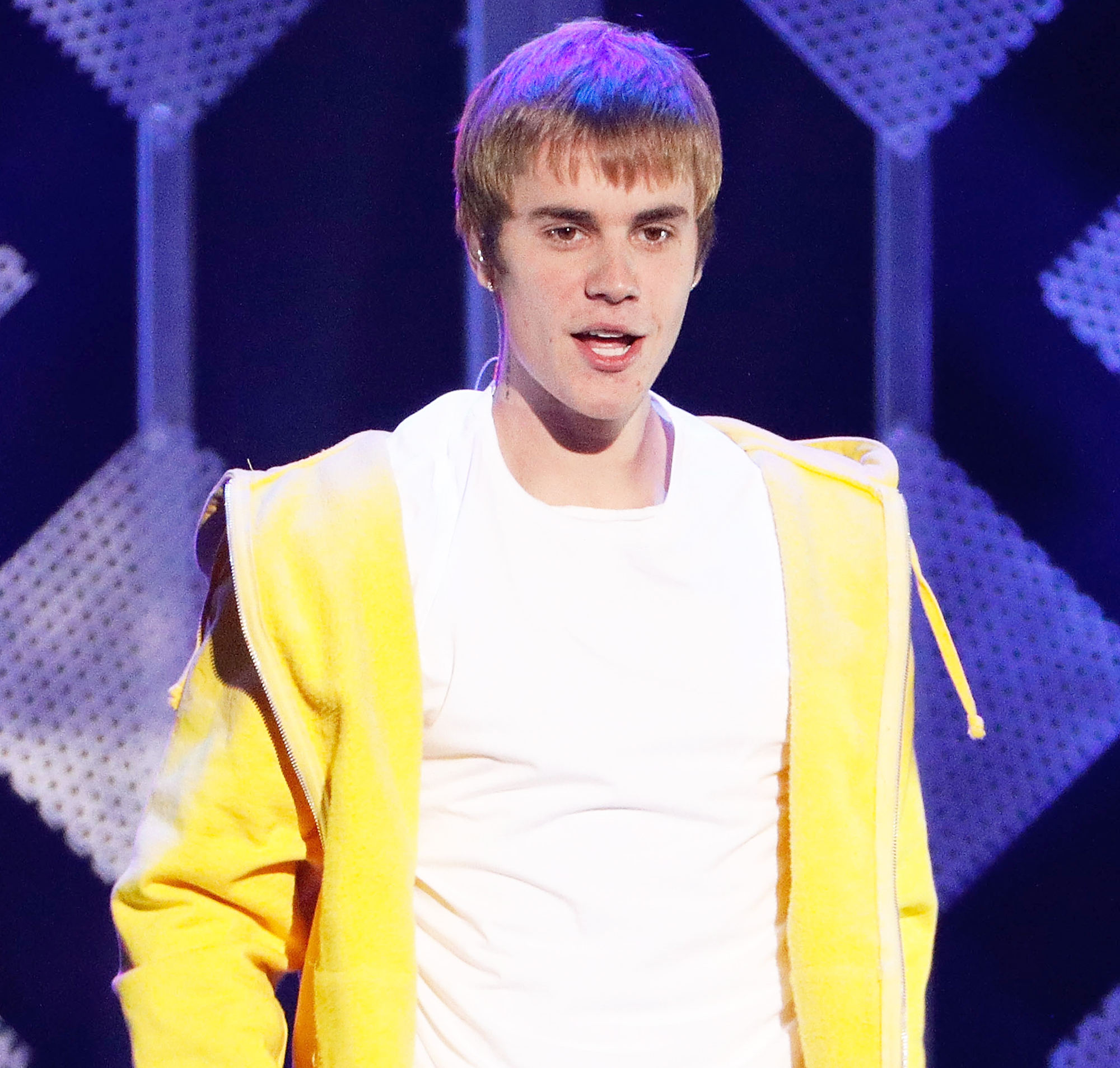 Justin bieber e27118e6 560f 4b92 af0c 0165646e8391
