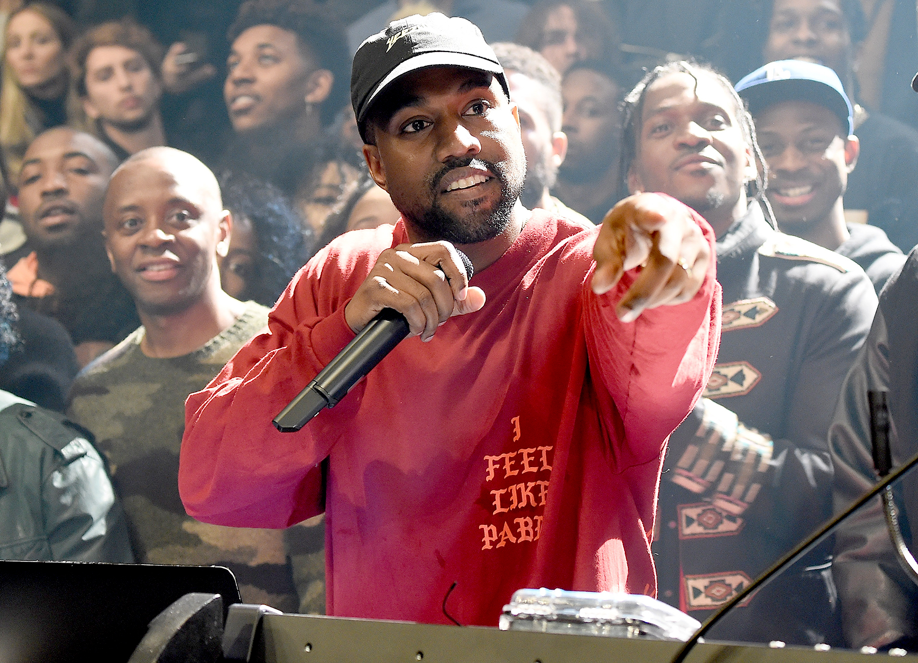 Kanye west 32f55776 b5c4 4988 a878 c7e1be1bb1db