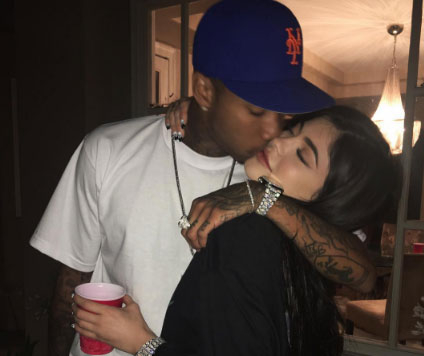 Kylie 1f0c1615 cea4 4ac3 9e71 5ef804f0a6c9