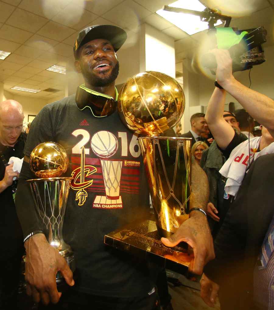 Lebron james cavaliers championship 03d9d304 11b5 4195 8d95 eaf50ef31283