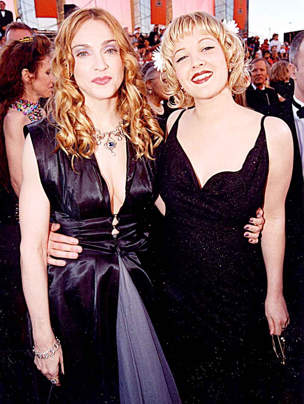 Madonna & Drew Barrymore at the 1998 Academy Awards in Los Angeles.