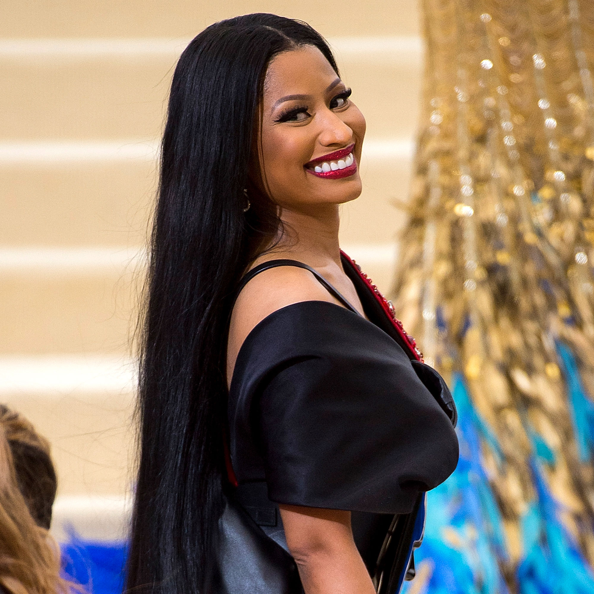 Minaj 03feb4a8 4bac 44c0 9614 d53131568737