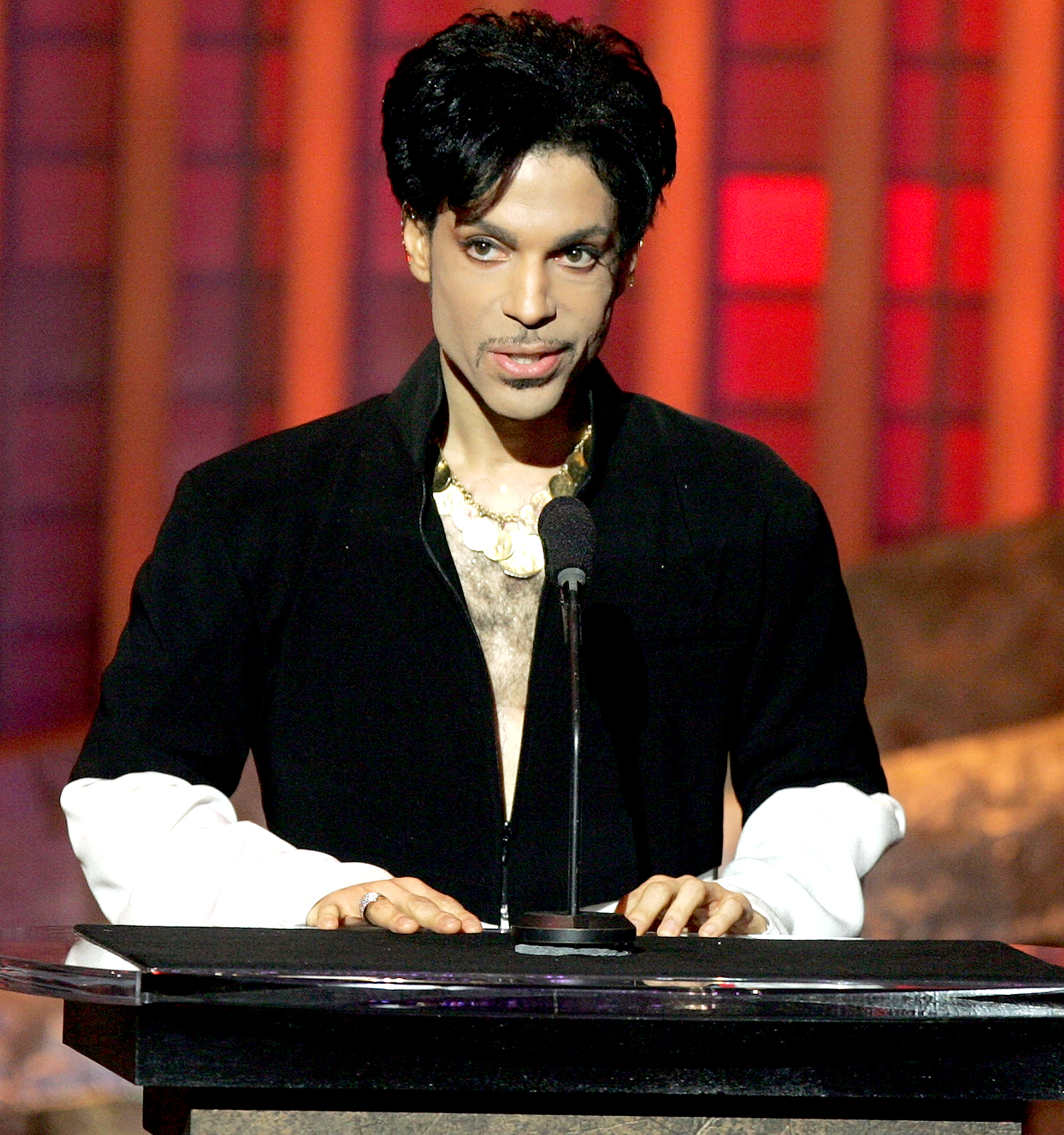 Prince zoom 602cbb04 cdc1 47fe 953f a0a9a135b7f4