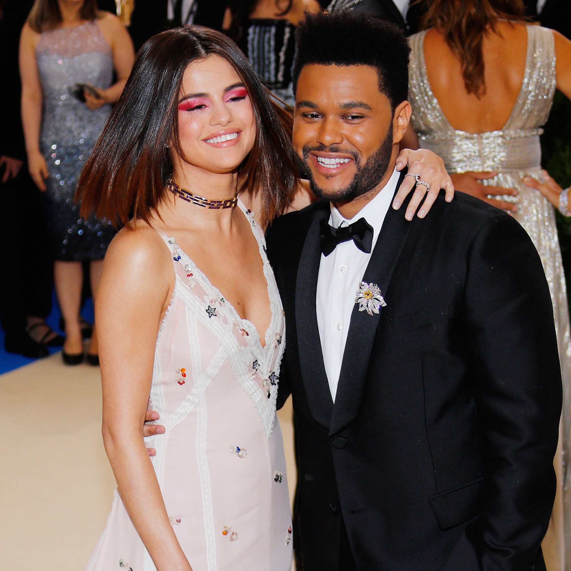 Selenaweeknd abf3869a ee5b 45e1 8582 f67331dcbf1f