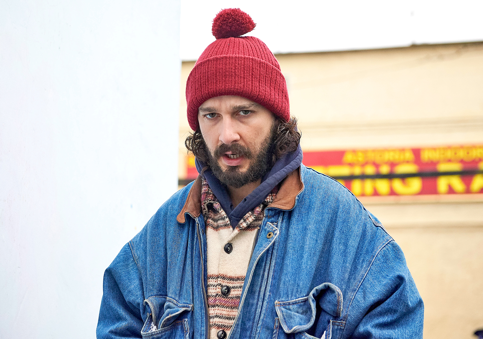 Shia labeouf eacafca5 c2b6 42ef b6e3 fe64588431ed