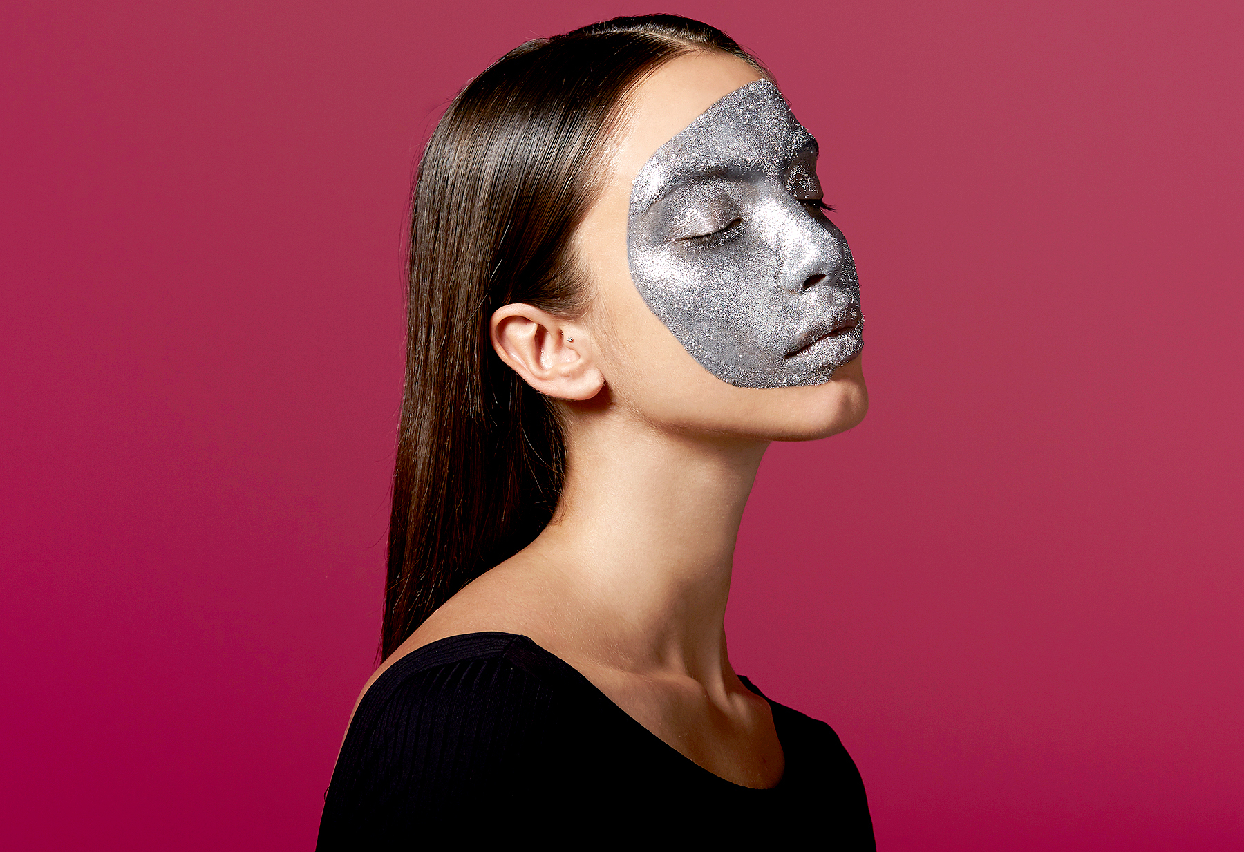 Silver face mask 4ecbaefd ae18 48bf 8ec6 15bb7728c08a