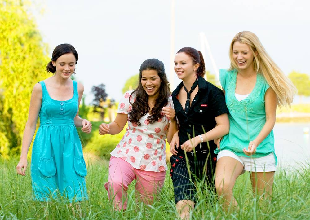 Alexis Bledel, America Ferrera, Amber Tamblyn and Blake Lively Sisterhood of the Traveling Pants