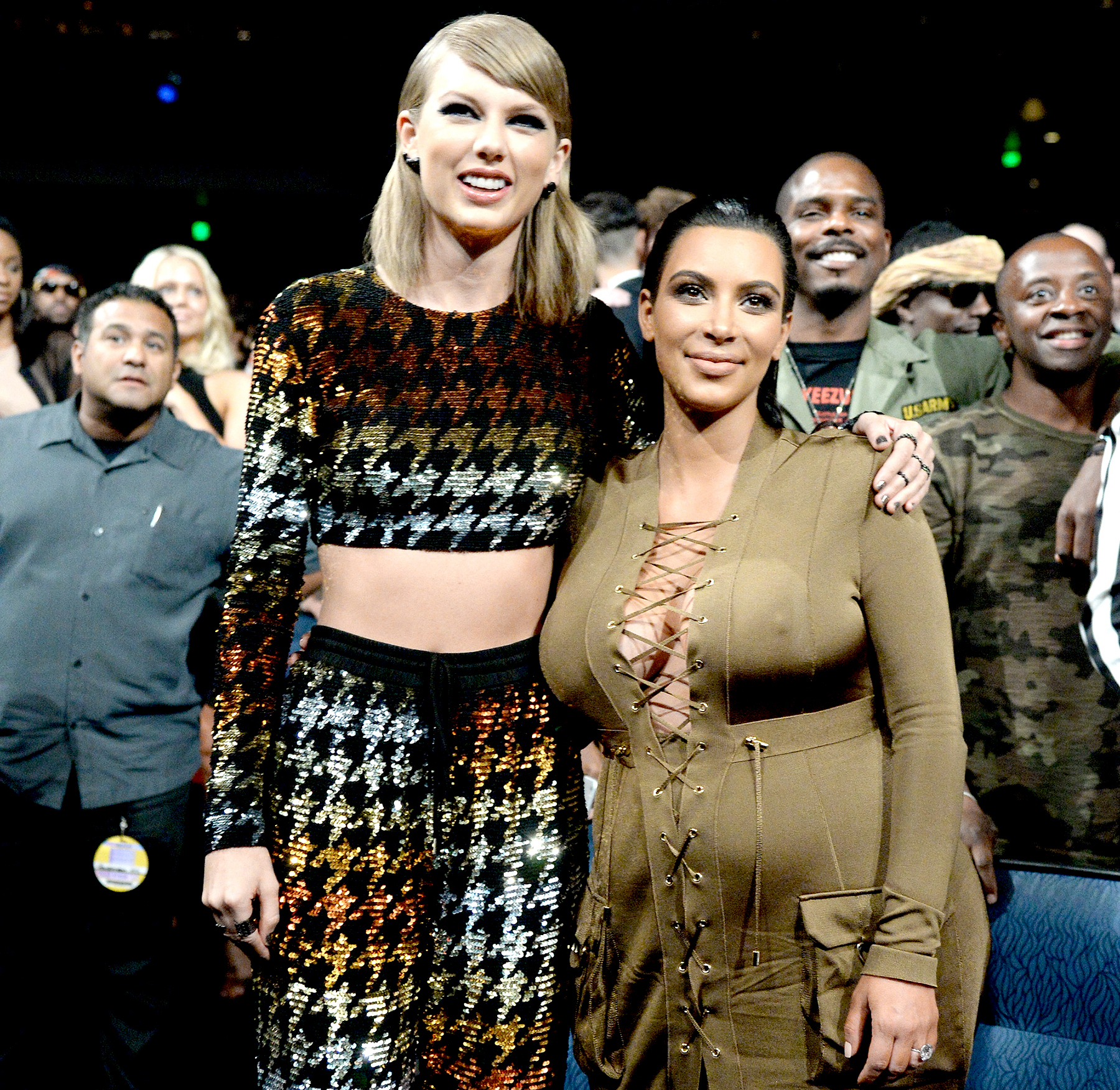 Taylor swift kim kardashian 42cf7a65 3a45 4c8c b332 91737a2cab4b