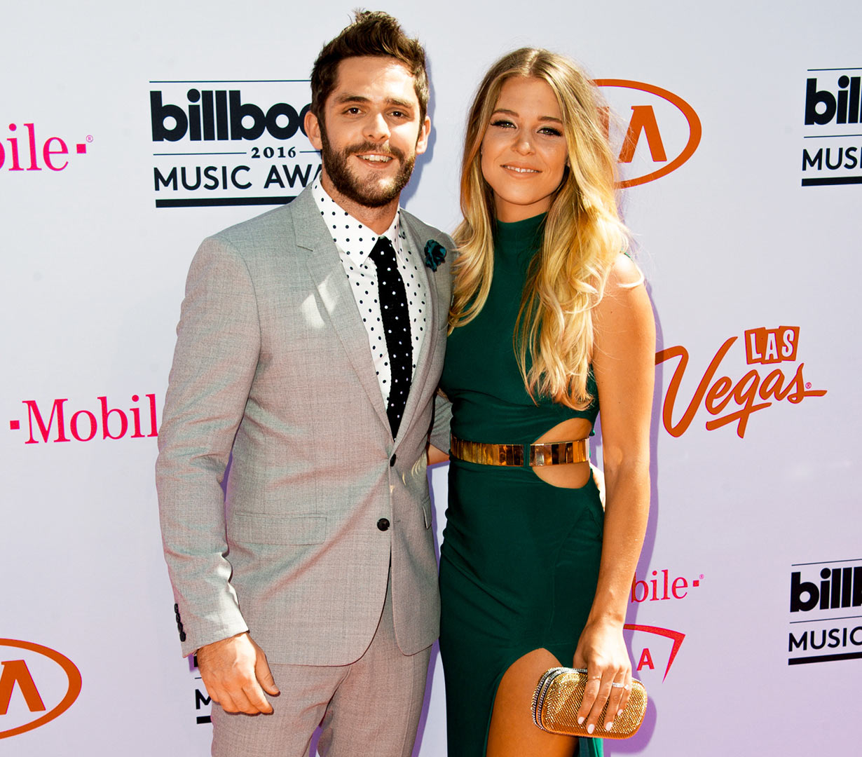 Thomas rhett 33d9213e c2e0 4633 95c1 c0c74cbc48a1