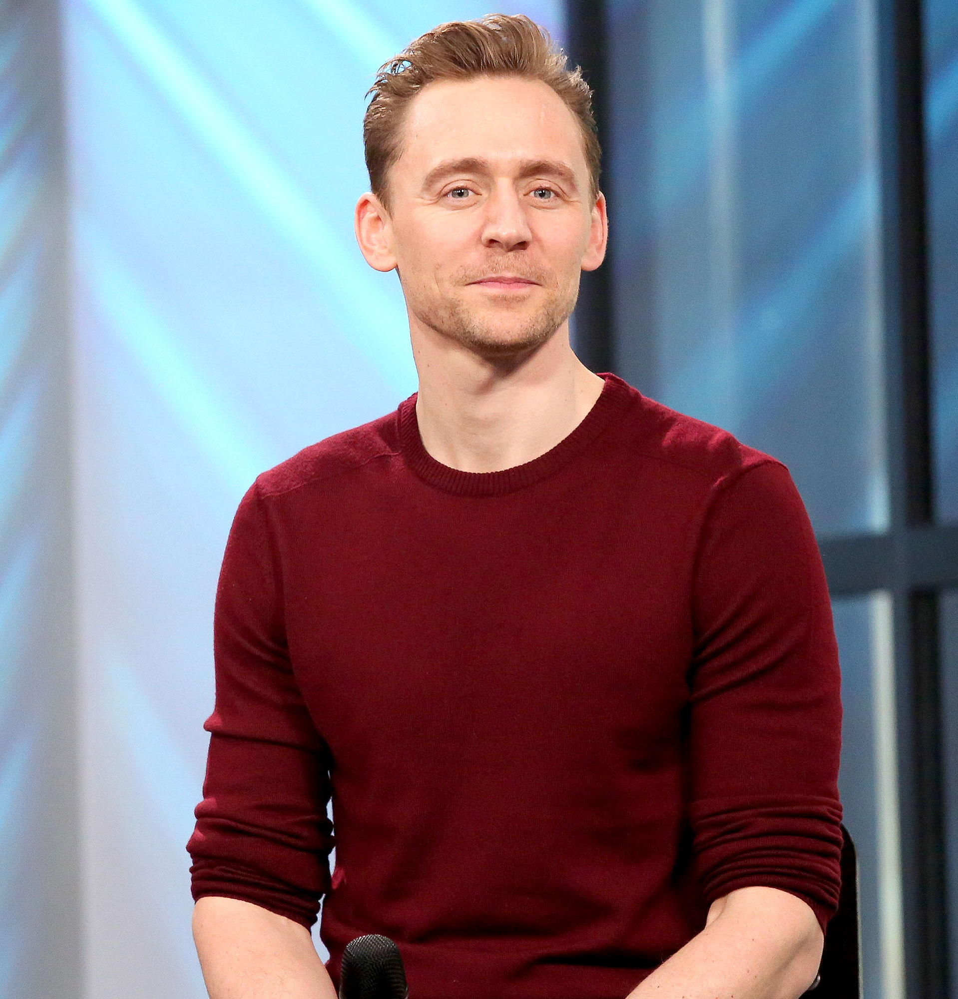 Tom hiddleston 8052eaa8 b79b 4f14 a694 ae4e41b869dc